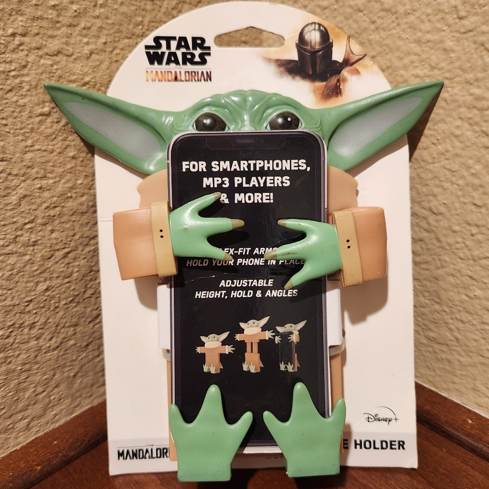Disney Star Wars Mandalorian Grogu Phone Holder